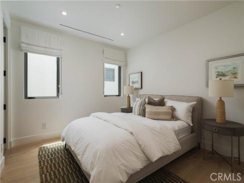 506  Goldenrod Ave  , Corona del Mar, CA