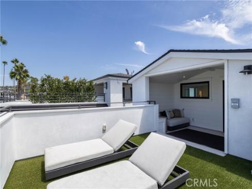 506  Goldenrod Ave  , Corona del Mar, CA