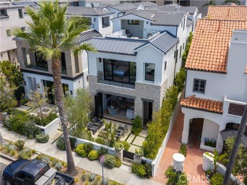 506  Goldenrod Ave  , Corona del Mar, CA