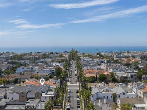 506  Goldenrod Ave  , Corona del Mar, CA