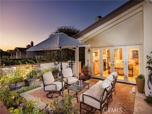 7 Jetty Drive, Corona del Mar, CA