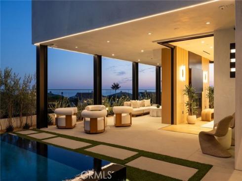 53 Montecito Drive, Corona del Mar, CA