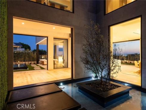 53 Montecito Drive, Corona del Mar, CA