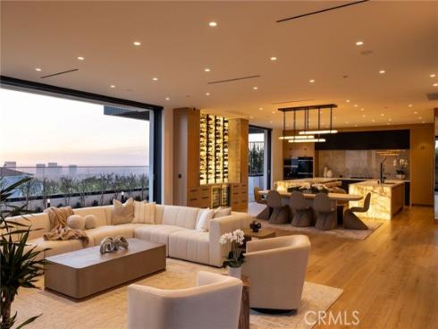 53 Montecito Drive, Corona del Mar, CA