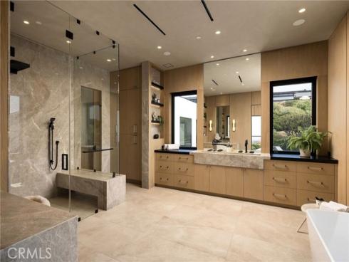 53 Montecito Drive, Corona del Mar, CA