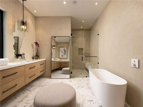 53 Montecito Drive, Corona del Mar, CA
