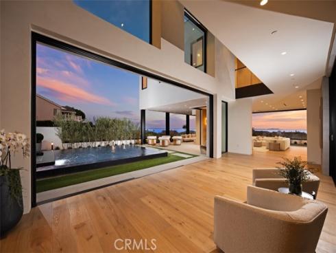 53 Montecito Drive, Corona del Mar, CA
