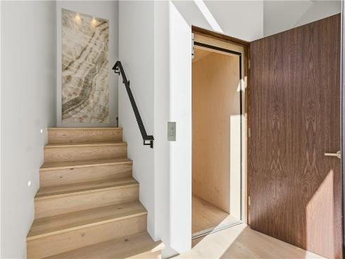 2910 Bayside , Corona del Mar, CA