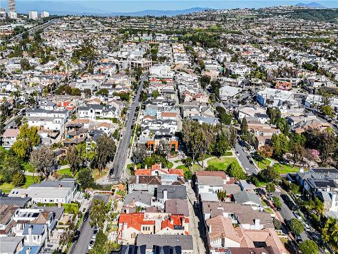2910 Bayside , Corona del Mar, CA