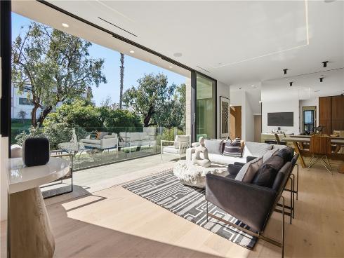 2910 Bayside , Corona del Mar, CA