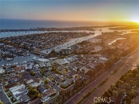 712 K Thanga , Corona del Mar, CA