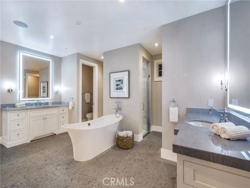712 K Thanga , Corona del Mar, CA