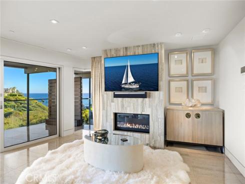 232 Hazel , Corona del Mar, CA