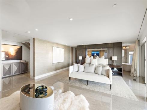 232 Hazel , Corona del Mar, CA