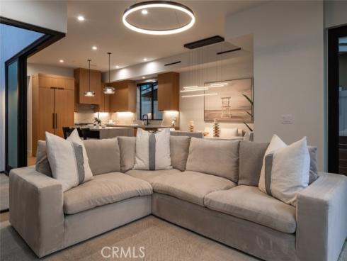 716 Orchid Avenue, Corona del Mar, CA