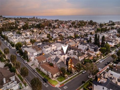 716 Orchid Avenue, Corona del Mar, CA