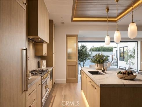 1001 Tiller Way, Corona del Mar, CA