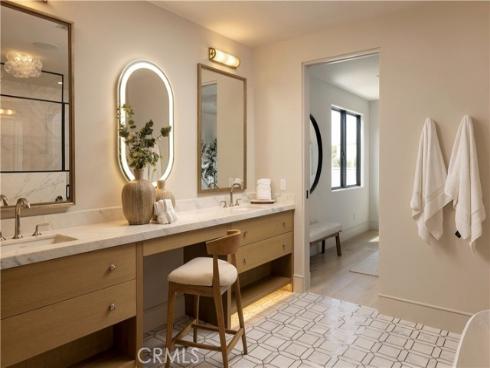 1001 Tiller Way, Corona del Mar, CA