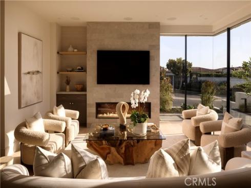 1001 Tiller Way, Corona del Mar, CA