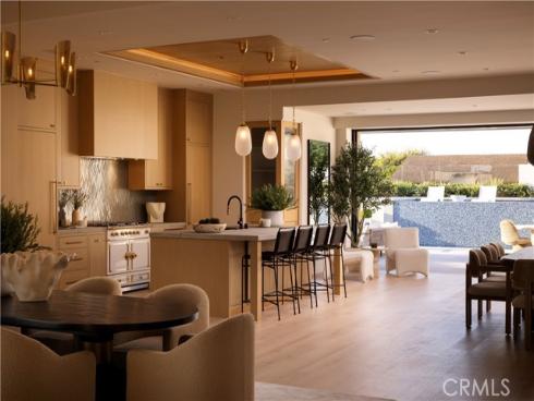 1001 Tiller Way, Corona del Mar, CA
