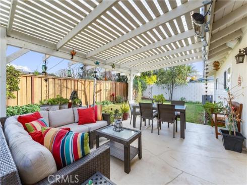 3214 Dakota Avenue, Costa Mesa, CA