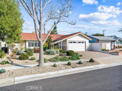 3214 Dakota Avenue, Costa Mesa, CA