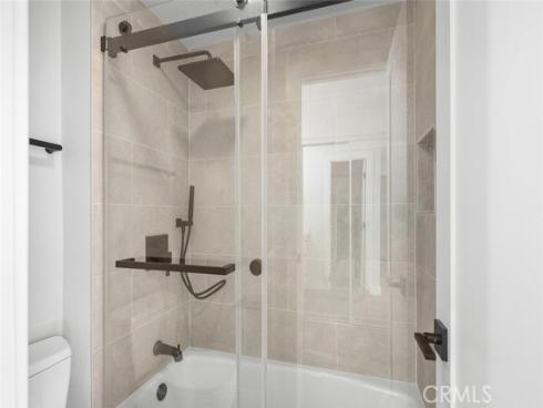 345 Avocado B3 Street, Costa Mesa, CA