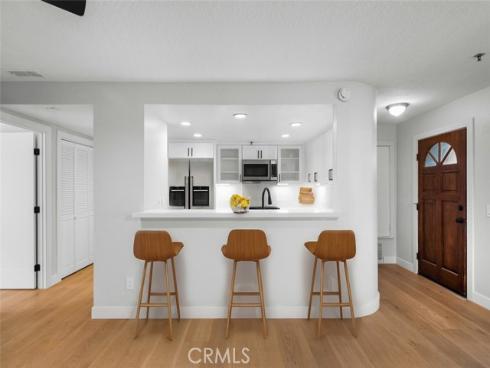 345 Avocado B3 Street, Costa Mesa, CA