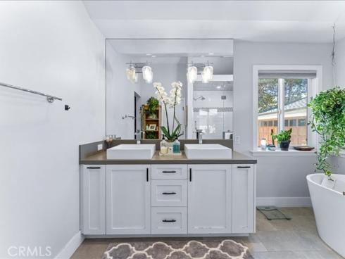 168 Monte Vista Avenue, Costa Mesa, CA