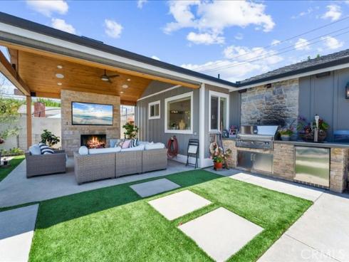 168 Monte Vista Avenue, Costa Mesa, CA