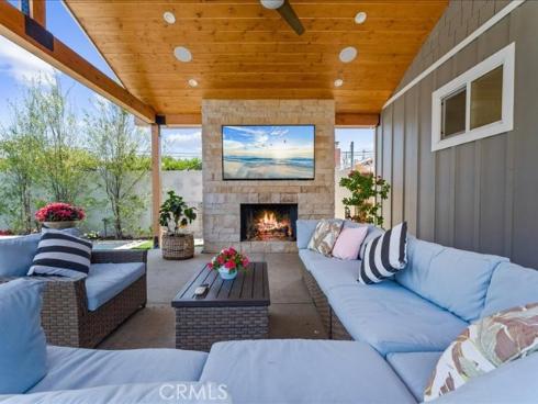 168 Monte Vista Avenue, Costa Mesa, CA