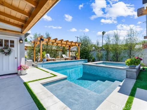 168 Monte Vista Avenue, Costa Mesa, CA