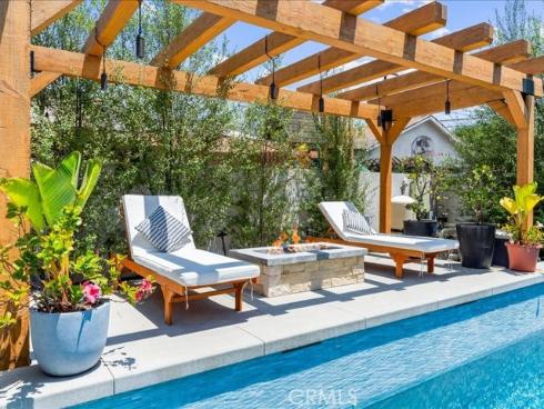 168 Monte Vista Avenue, Costa Mesa, CA