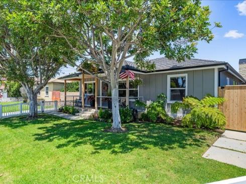 168 Monte Vista Avenue, Costa Mesa, CA