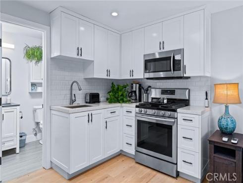 168 Monte Vista Avenue, Costa Mesa, CA