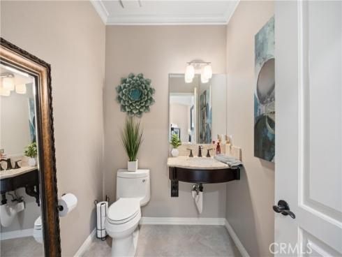 401 Bernard 407 Street, Costa Mesa, CA