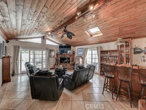 3067 Trinity Drive, Costa Mesa, CA