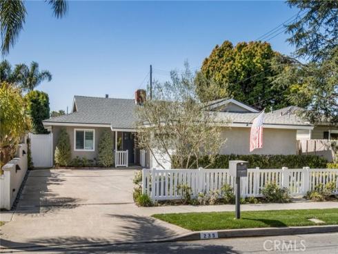 235 22nd Street, Costa Mesa, CA