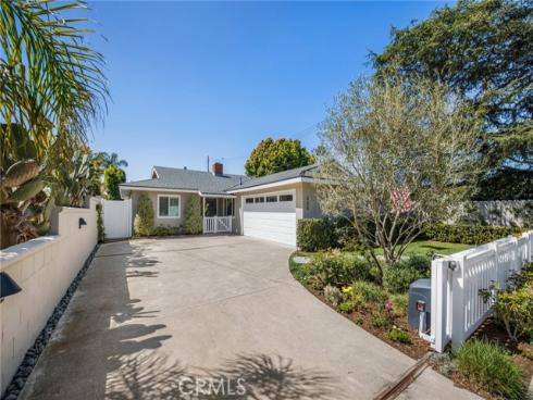 235 22nd Street, Costa Mesa, CA
