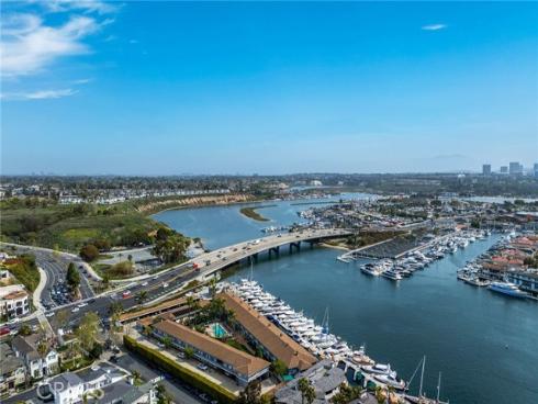 235 22nd Street, Costa Mesa, CA