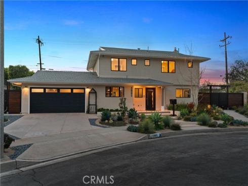 2885 Europa Drive, Costa Mesa, CA