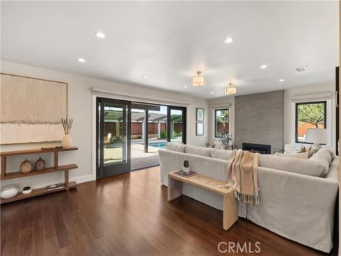 2885 Europa Drive, Costa Mesa, CA