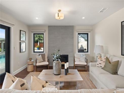 2885 Europa Drive, Costa Mesa, CA