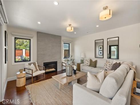 2885 Europa Drive, Costa Mesa, CA