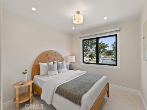 2885 Europa Drive, Costa Mesa, CA