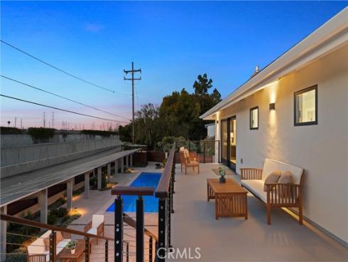 2885 Europa Drive, Costa Mesa, CA