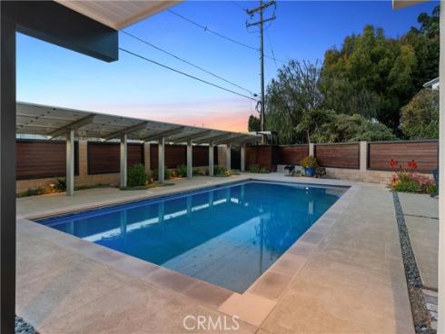 2885 Europa Drive, Costa Mesa, CA