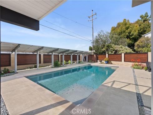 2885 Europa Drive, Costa Mesa, CA