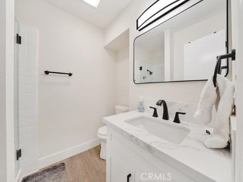 2334 Bunker Hill Way, Costa Mesa, CA