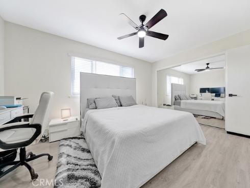 2334 Bunker Hill Way, Costa Mesa, CA